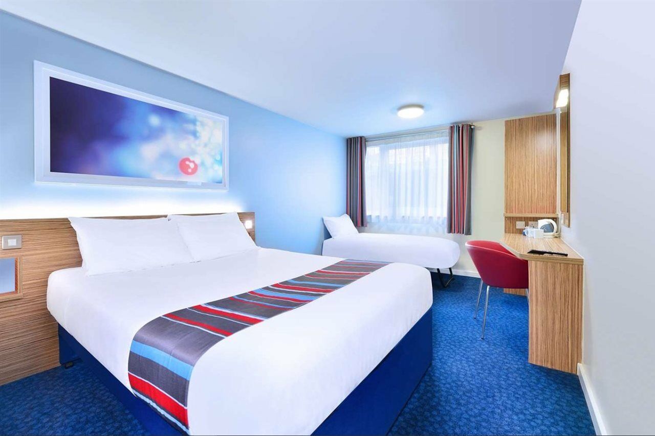 Travelodge Liverpool Central Exchange Street Eksteriør billede